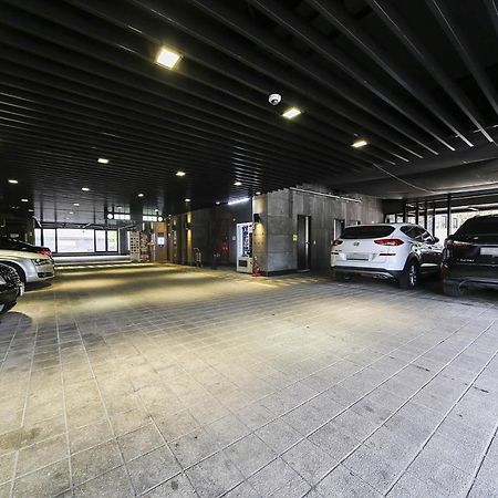 Benikea Hotel Bizinn Wonju Bagian luar foto