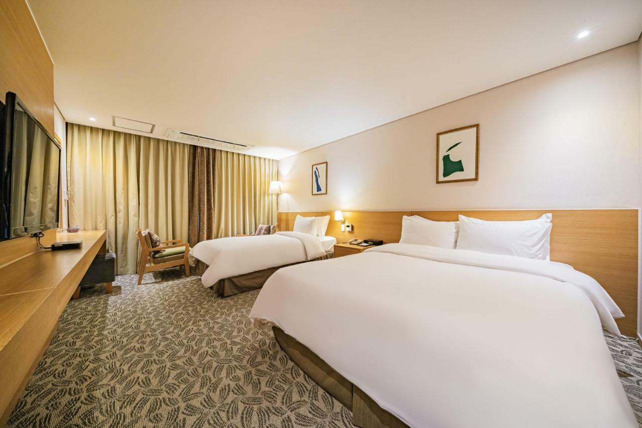Benikea Hotel Bizinn Wonju Bagian luar foto