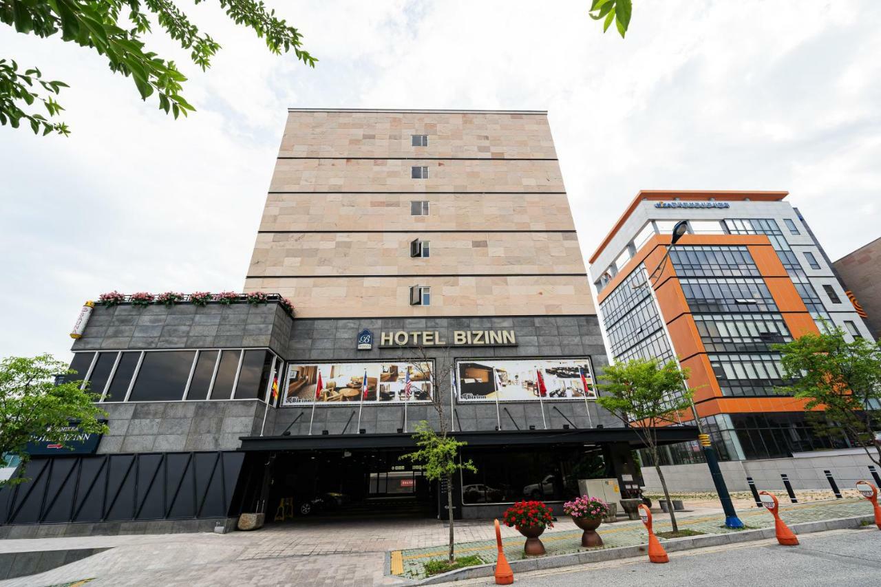 Benikea Hotel Bizinn Wonju Bagian luar foto