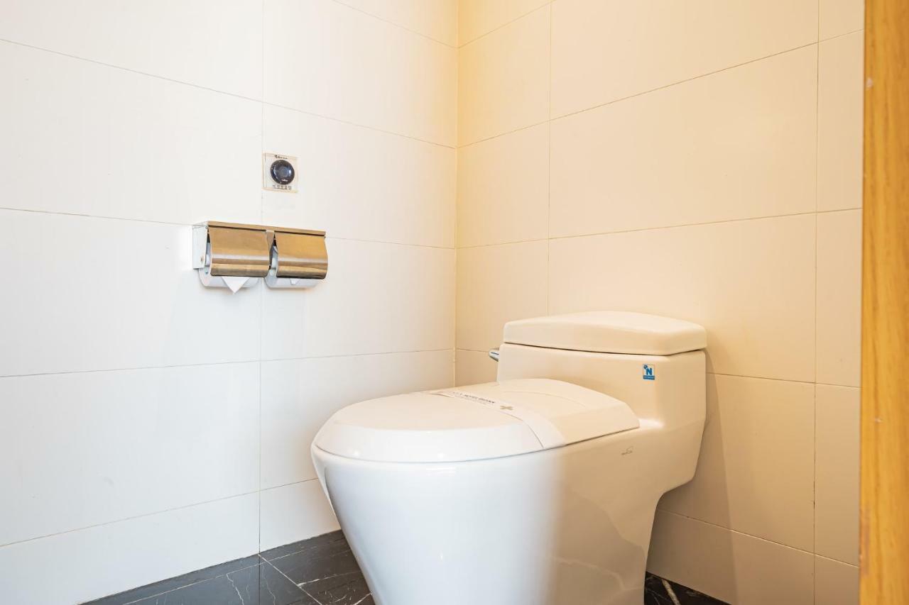 Benikea Hotel Bizinn Wonju Bagian luar foto