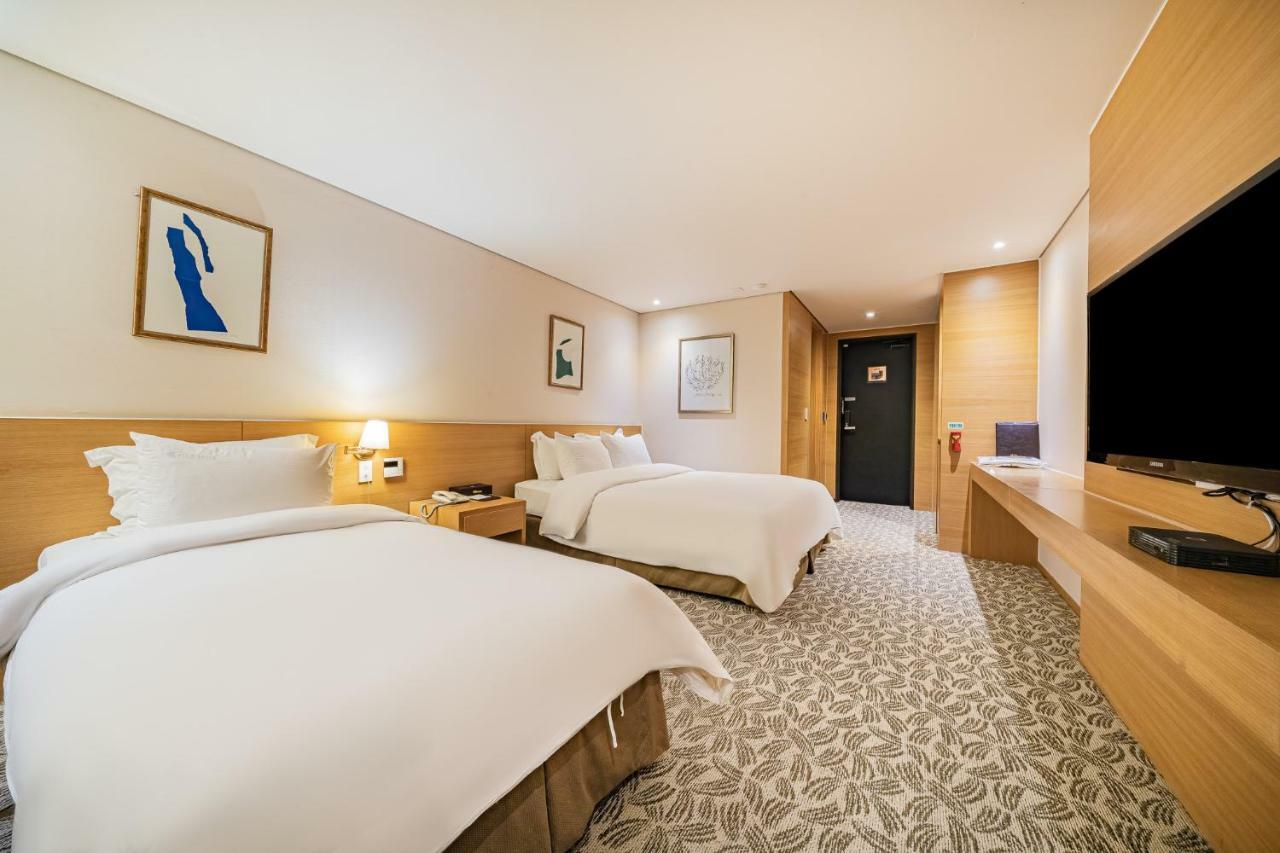 Benikea Hotel Bizinn Wonju Bagian luar foto